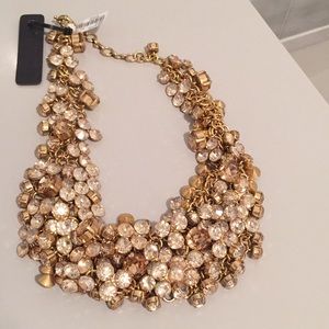 Gold cluster necklace
